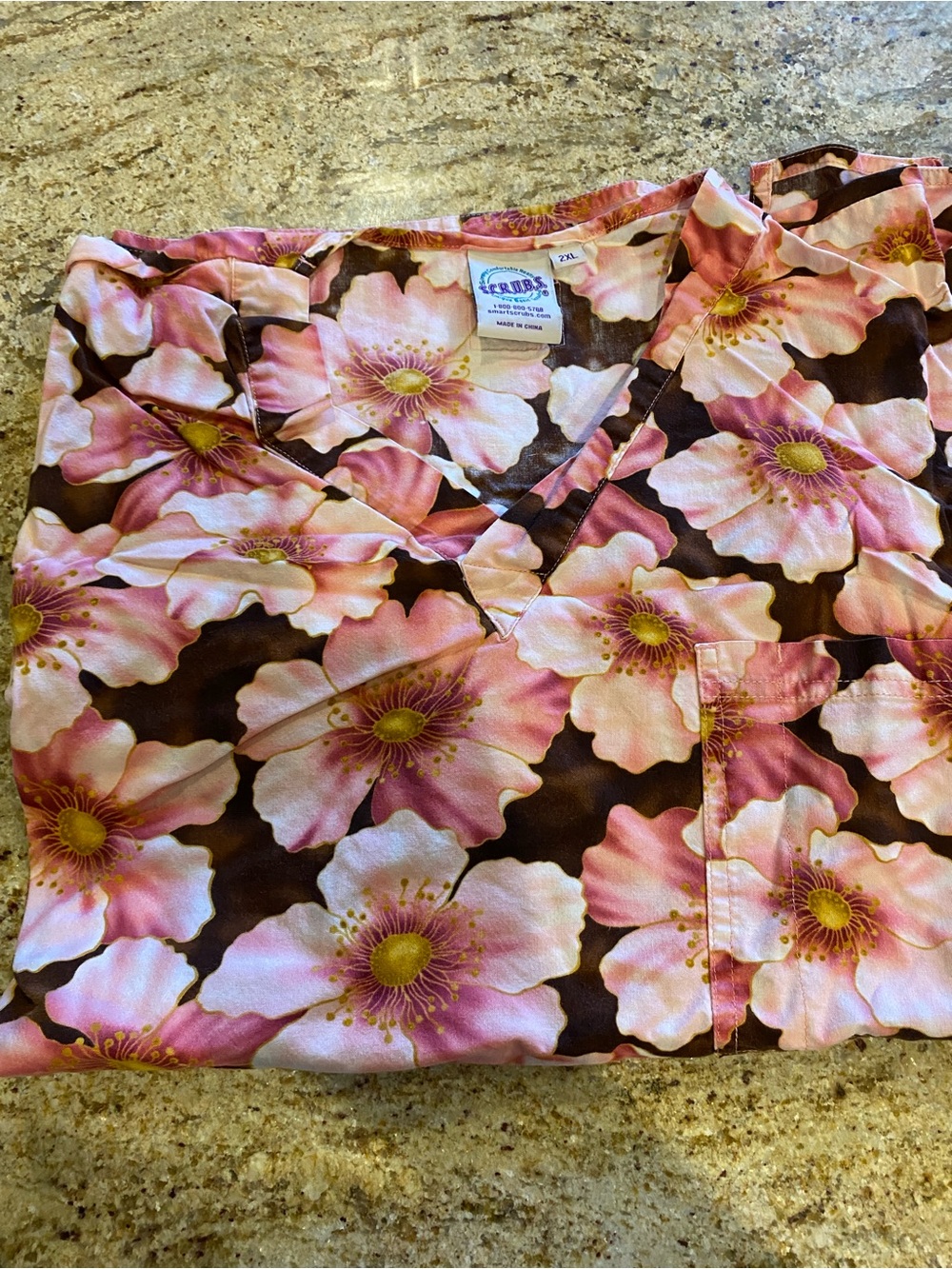Scrubs brand floral print top 2XL